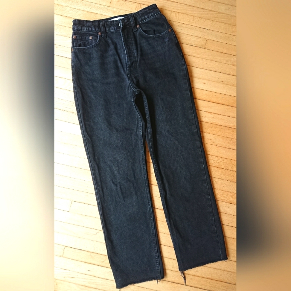 Zara Jeans 2 Wash Denim Button Fly Raw Hem 100% Cotton Cropped